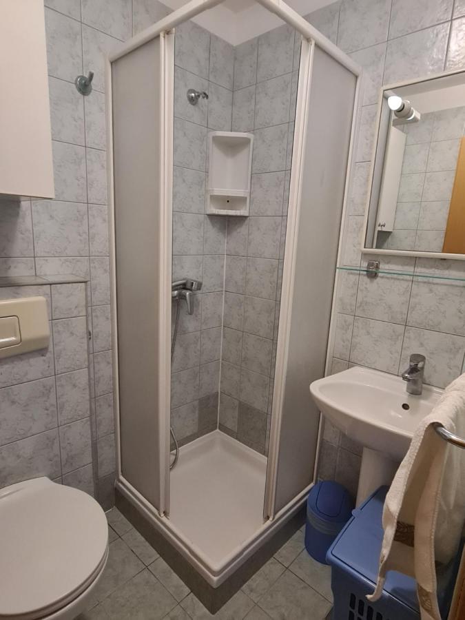 Apartmani Emily Pula Exterior foto